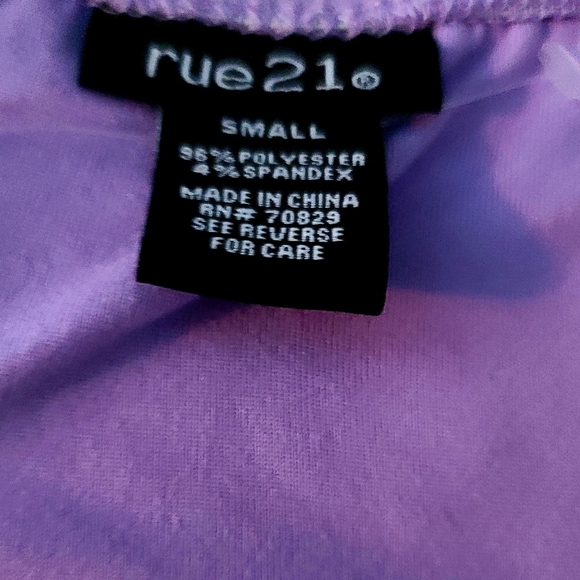 Rue 21 size Small fitted long sleeve Bodysuit Color purple in like new condition - Picture 5 of 6